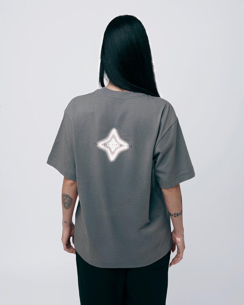 TR3/The Real 3xperience/Retro logo tee